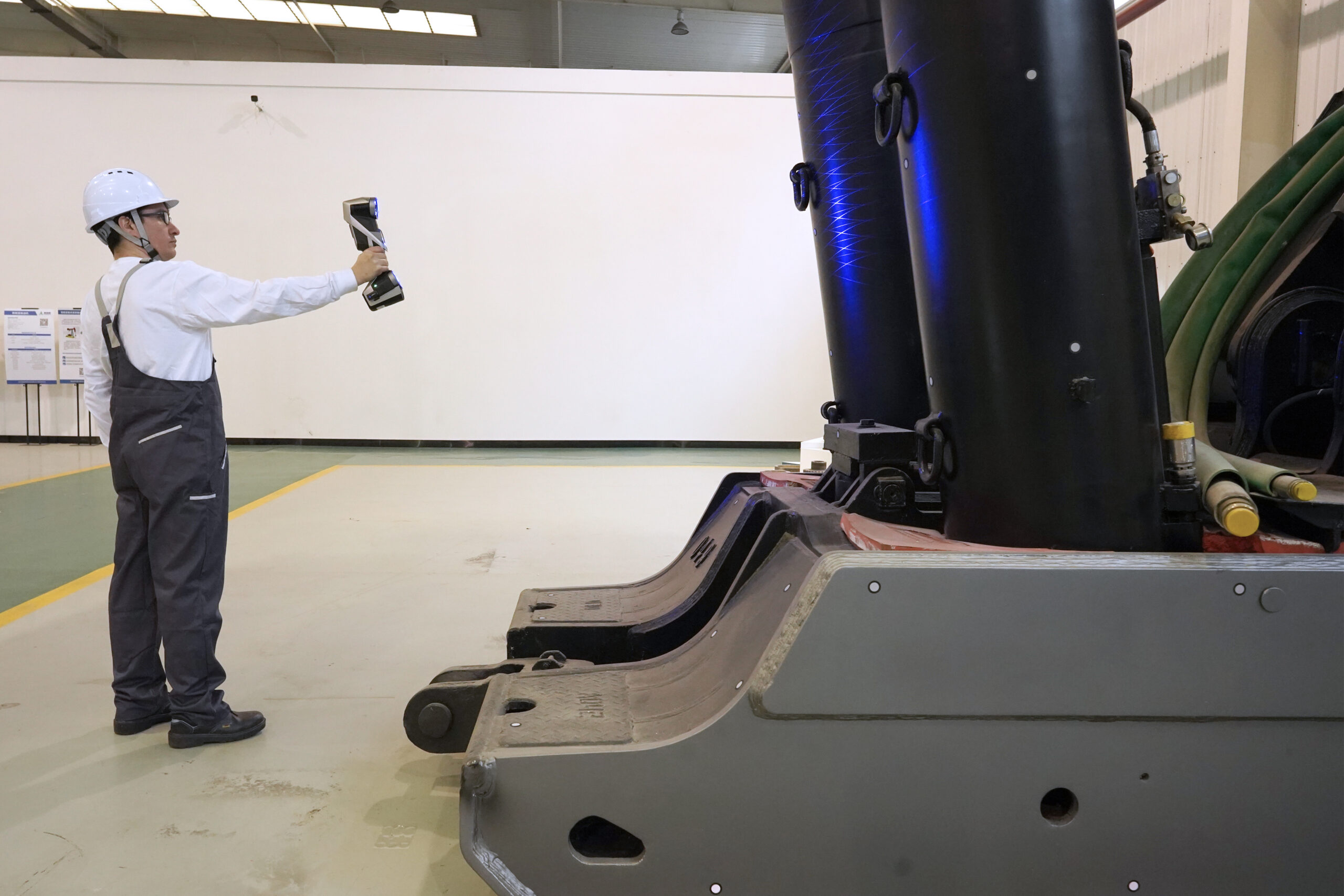 Ręczny skaner 3D SCANTECH KSCAN X pomiary 3D konstrukcji